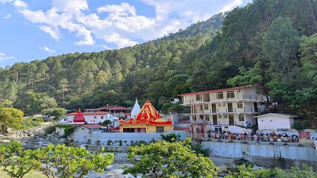 Kainchi Dham Nainital Tour Packages