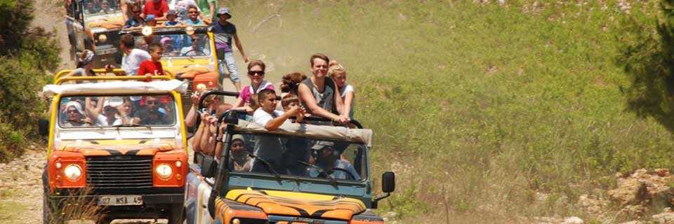 Jaipur 4-hours Village Jeep Safari Tour