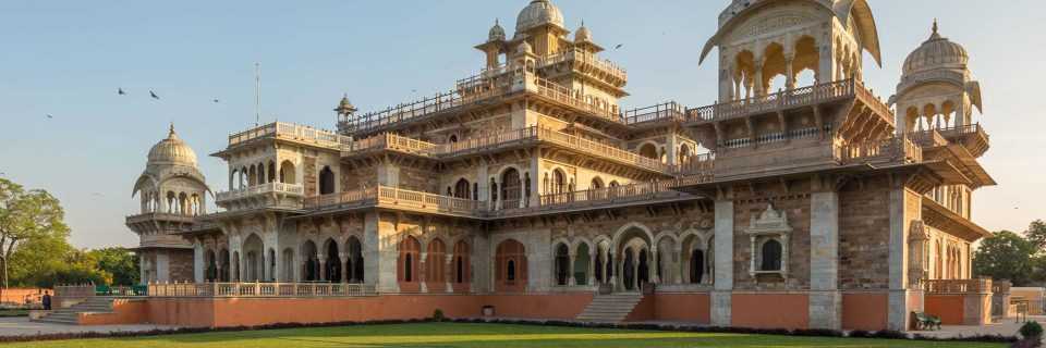 Jaipur Forts and Palaces Tour