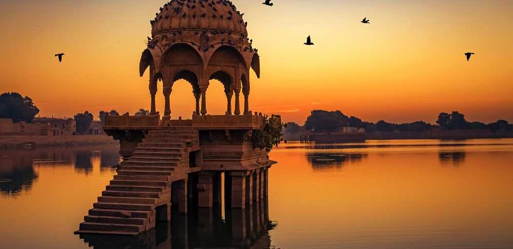 Jaipur City Tour with Sunrise and Wildlife