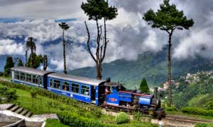 10 Nights and 11 Days
Customize Now This tour is as per your convenience. You are completely free to choose car, hotel, places to visit, and activities as per your wish and comfort. Or you may also follow the suggested itinerary to help you plan your trip.
Delhi (2N)
Darjeeling (3N)
Kalimpong (2N)
Gangtok (3N)
