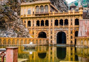 6 Days
Customize Now This tour is as per your convenience. You are completely free to choose car, hotel, places to visit, and activities as per your wish and comfort. Or you may also follow the suggested itinerary to help you plan your trip.
Jaigarh Fort
Jawahar Kala Kendra