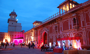 3 Days
Customize Now This tour is as per your convenience. You are completely free to choose car, hotel, places to visit, and activities as per your wish and comfort. Or you may also follow the suggested itinerary to help you plan your trip.
Jawahar kalkendra
Albert Hall