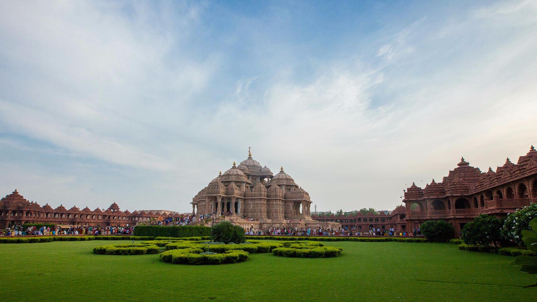 Akshardham Temple Delhi Wide Shot